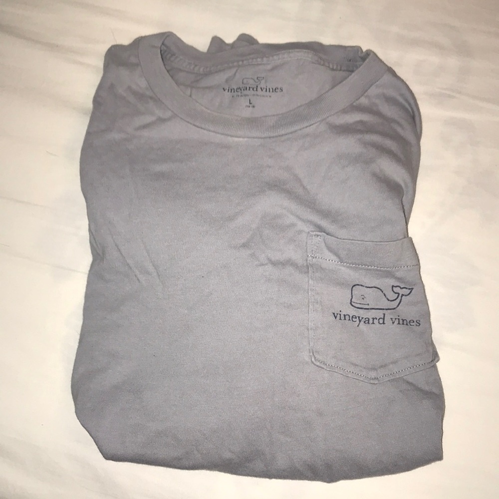 Long Sleeve grey VineYard Vines Tshirt